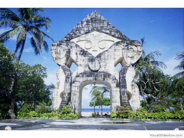 Bali Beach Grande