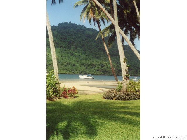 Moorea boat