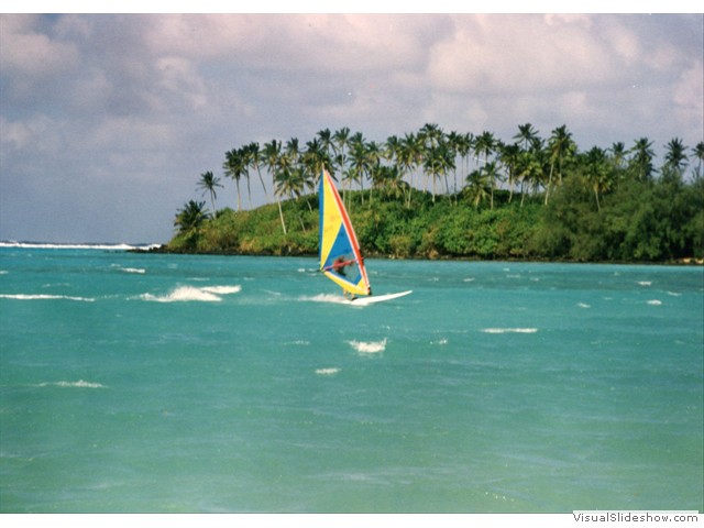 Taakoka sail